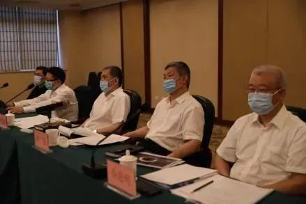 半岛(中国)bandao·官方网页版,参加海关自主可控操作系统和数据标准研讨会，全面提升海关科技自主可控能力